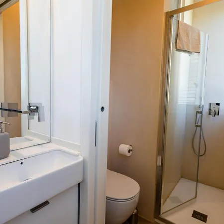 Attico Margherita - La Terrazza Sul Mare 펜션 *